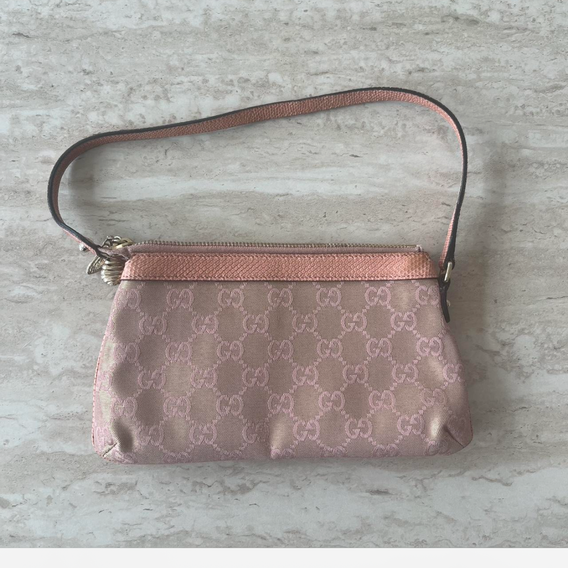 Rare Vintage Gucci Pink Bumblebee Pochette