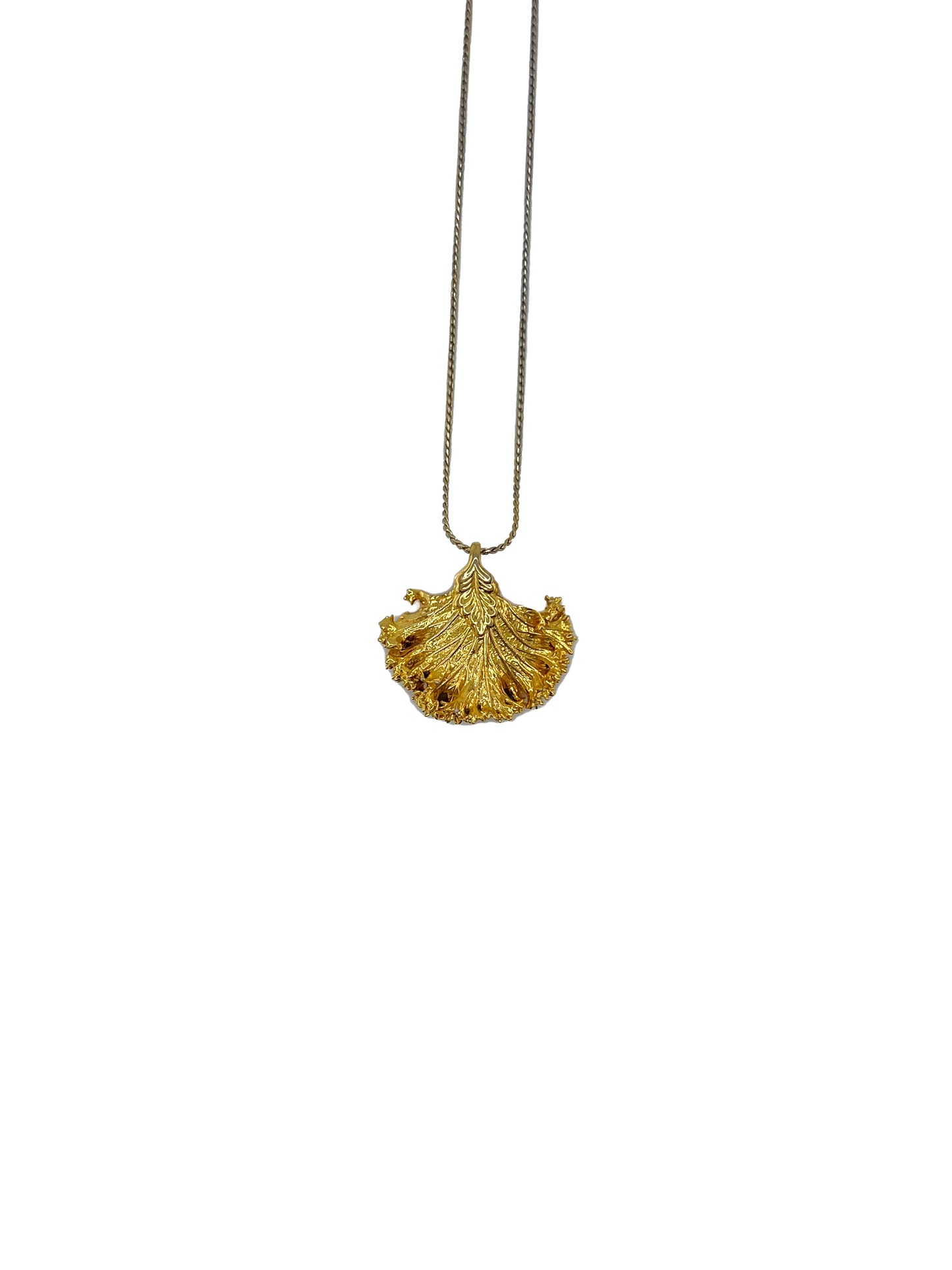 Leaf Pendant Necklace