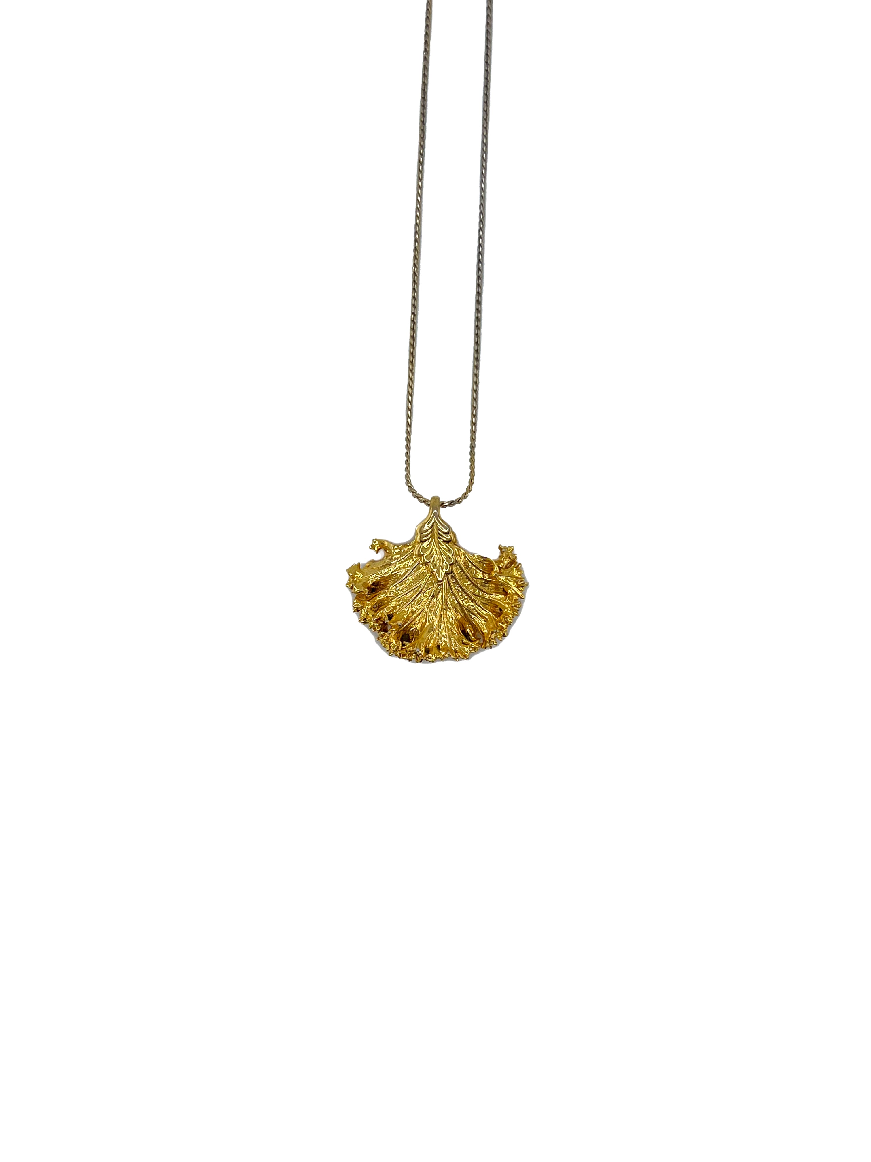 Leaf Pendant Necklace